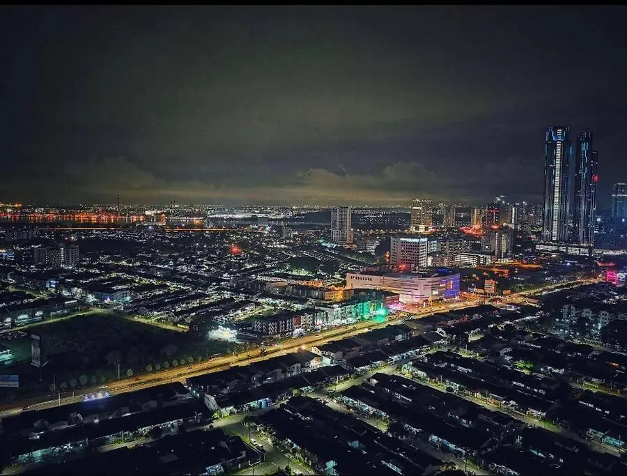 Ksl Citymall 15-20Pax 4B4B Privatelift-Smarttv70Inch-Netflix Johor Bahru Apartment