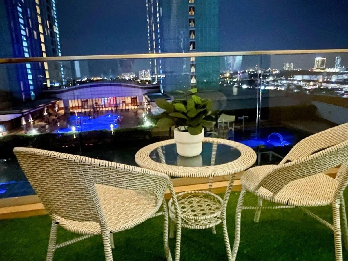 Apartment Ksl Citymall 15-20Pax 4B4B Privatelift-Smarttv70Inch-Netflix Johor Bahru