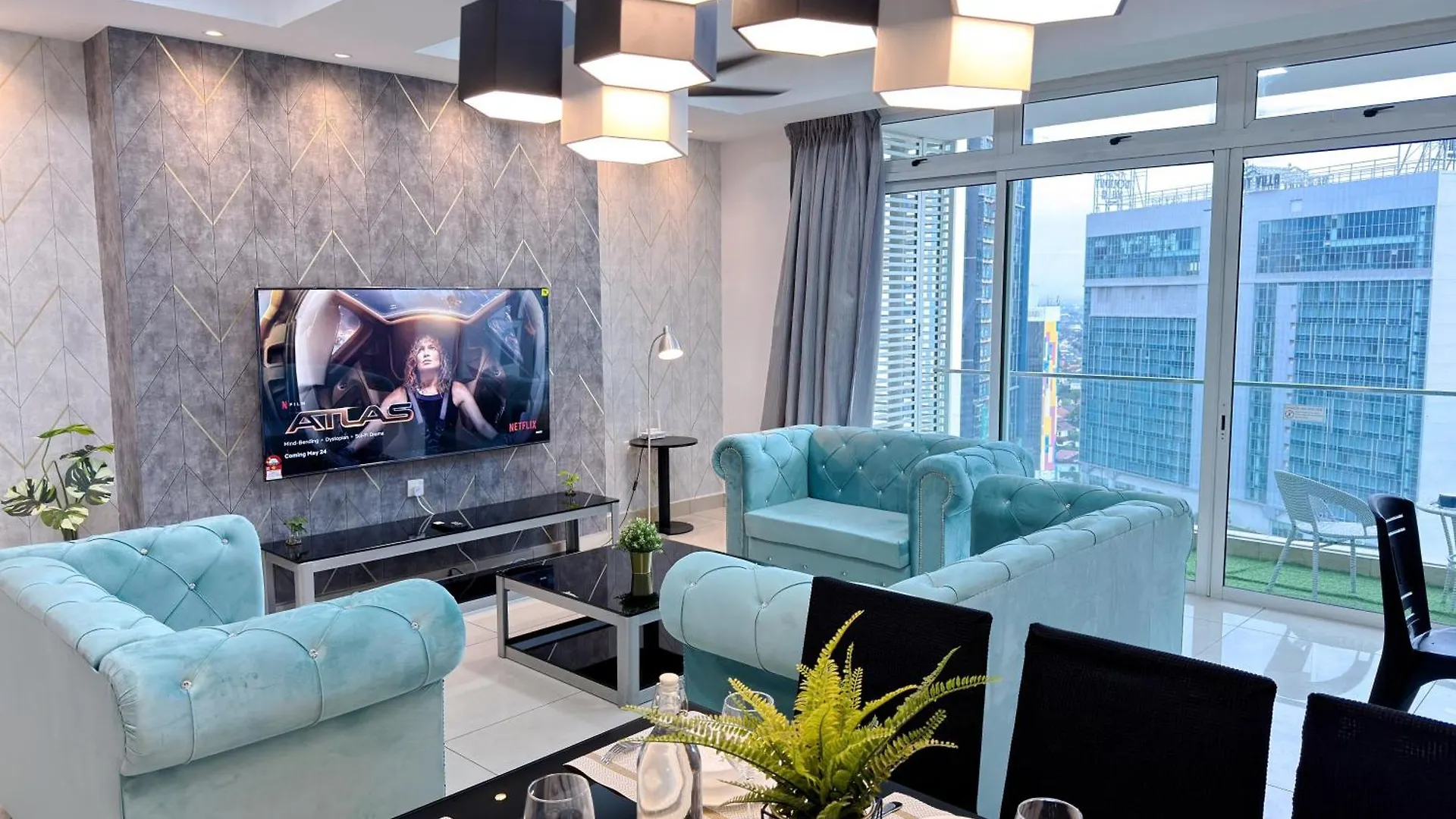 Ksl Citymall 15-20Pax 4B4B Privatelift-Smarttv70Inch-Netflix contacts