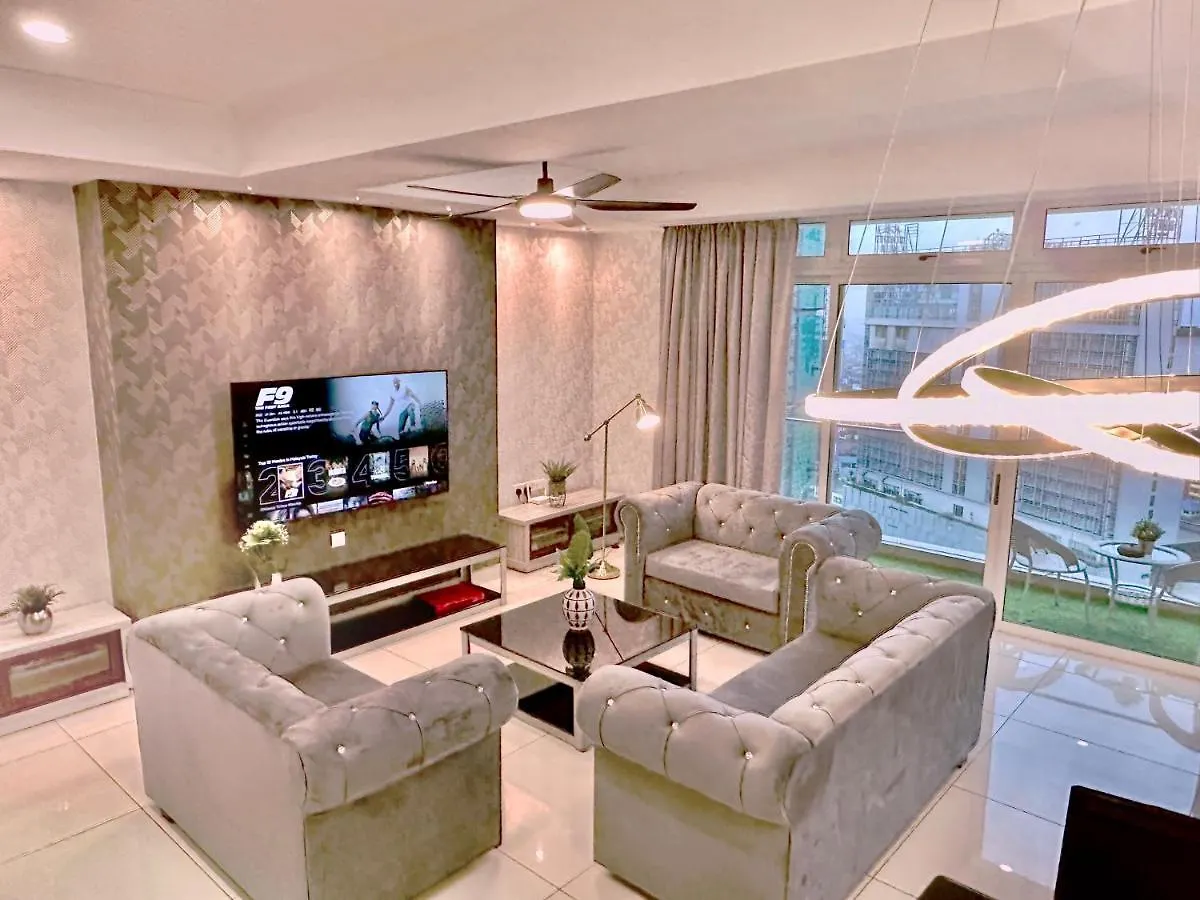 Ksl Citymall 15-20Pax 4B4B Privatelift-Smarttv70Inch-Netflix Johor Bahru Apartment