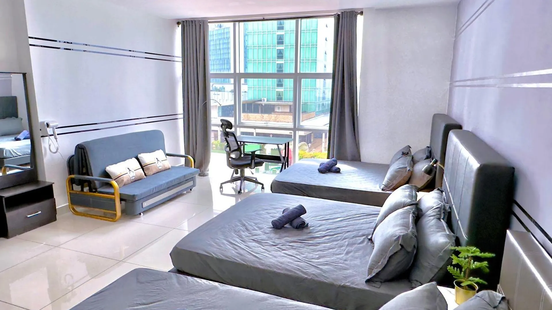 Apartment Ksl Citymall 15-20Pax 4B4B Privatelift-Smarttv70Inch-Netflix Johor Bahru